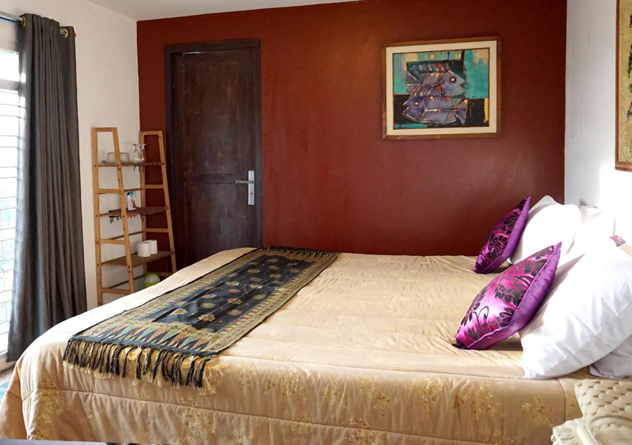 Badjoeri Ethnic Wooden Homestay Бандунг Экстерьер фото